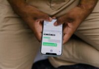 Zdjęcie do artykułu: Jak reagować na hejt i trudne komentarze w social media